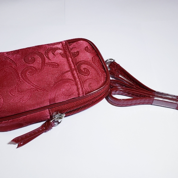 NEW Burgandy Zipper Pouch w/straps. - Picture 2 of 7